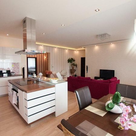 Prestige Apartment Komarno Bagian luar foto