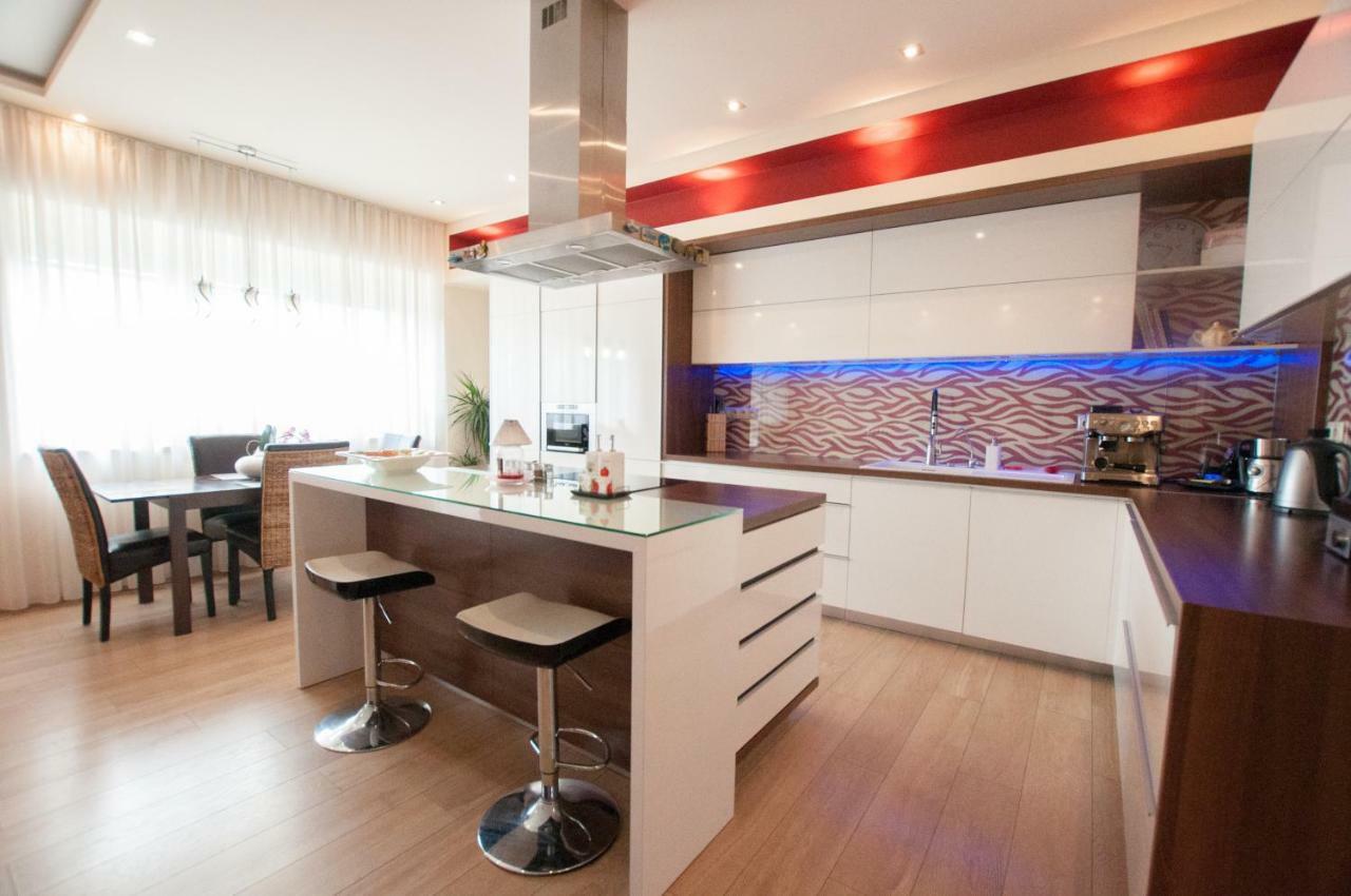 Prestige Apartment Komarno Bagian luar foto