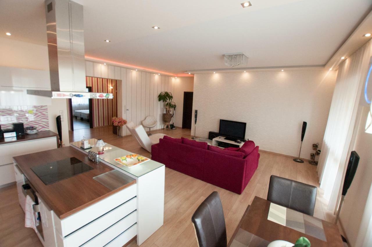 Prestige Apartment Komarno Bagian luar foto